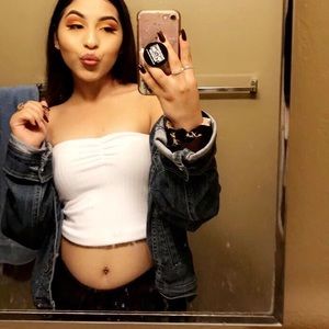 Meet your Posher, Julissa